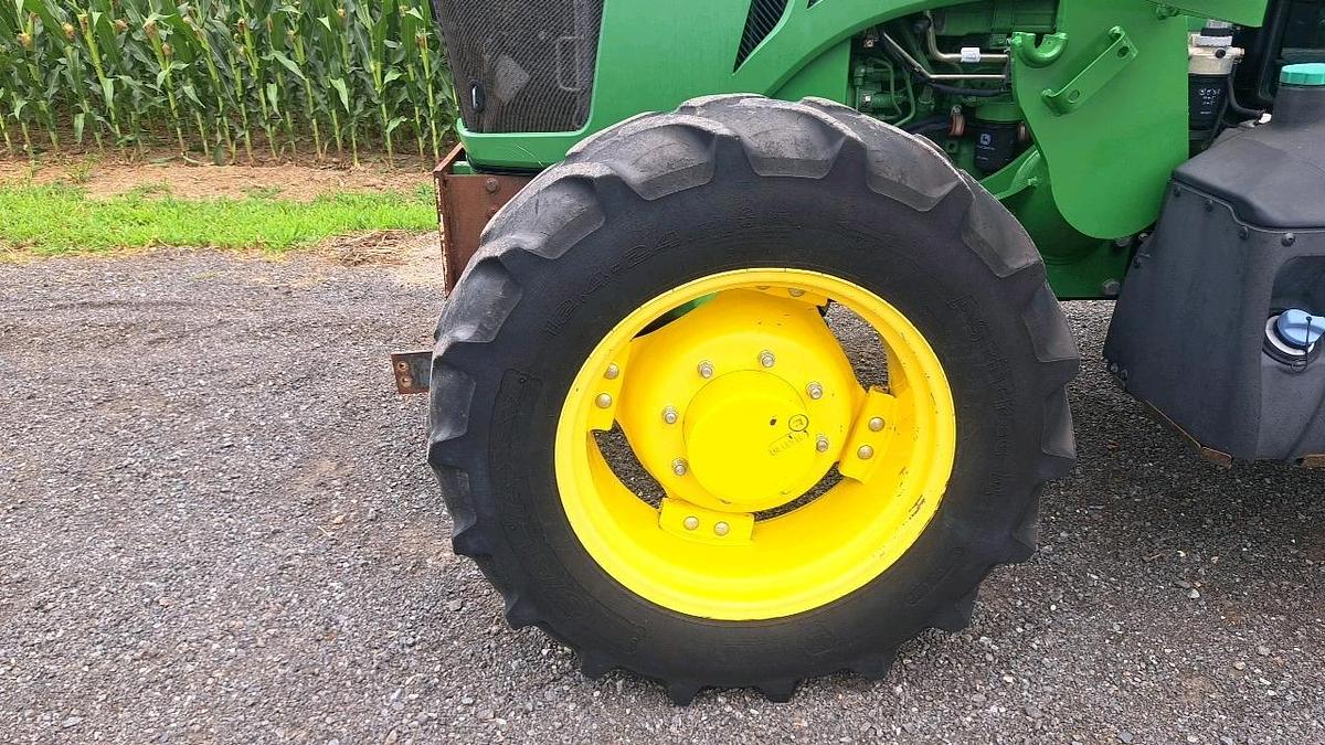 Used 2019 John Deere 5090E Tractor