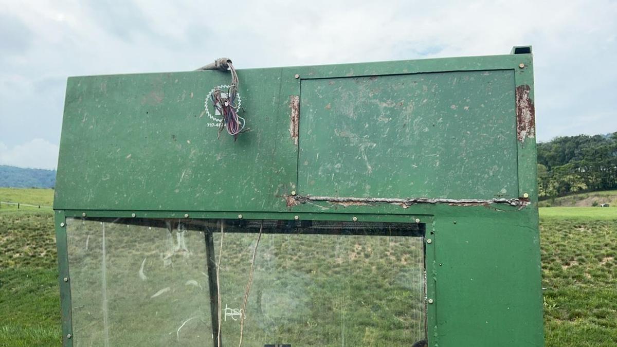 Used Frontline Sawyers Cab