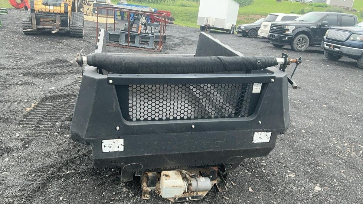 Used Dumper Dogg 5532000 Pickup Bed Insert