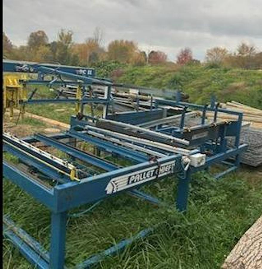 Used Pallet Chief w/ The Stacker