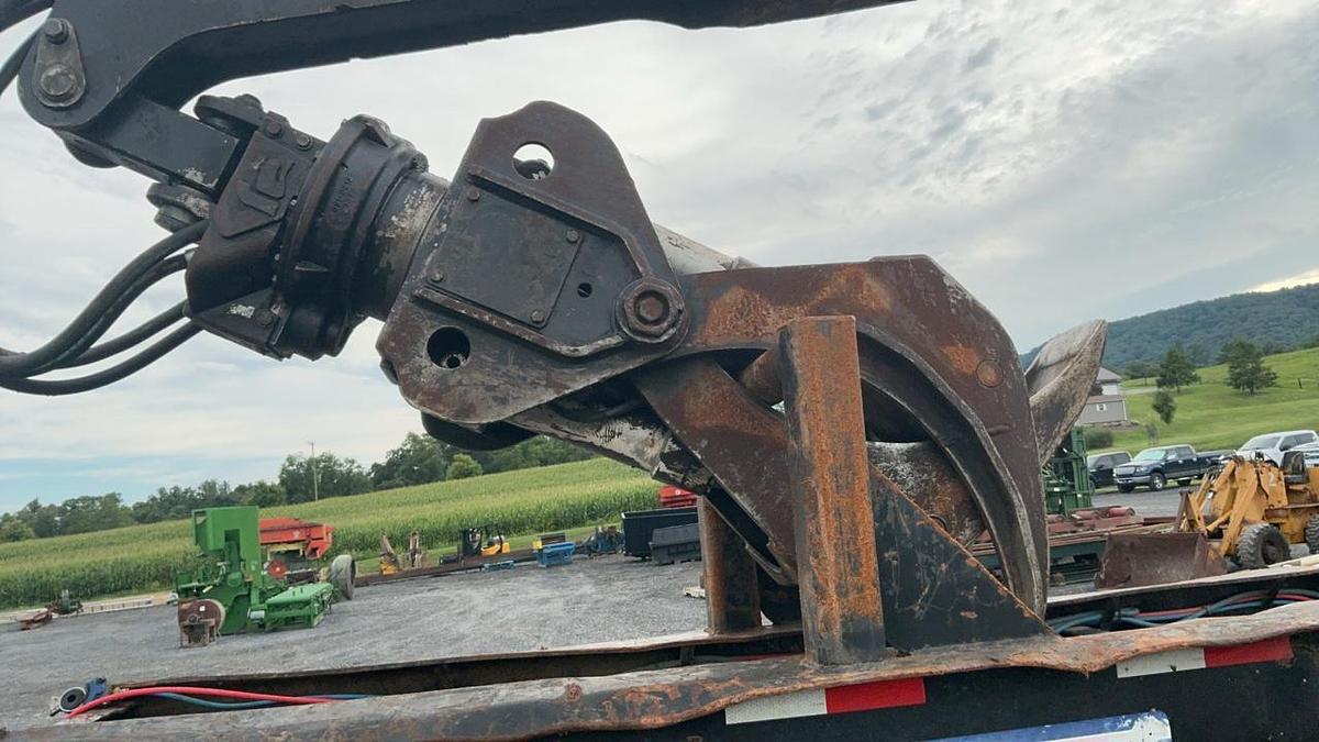 Used 2015 John Deere 335D Knuckleboom