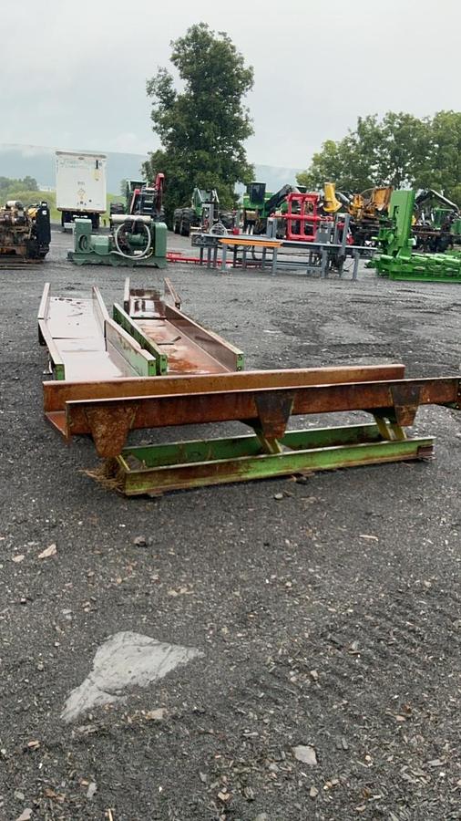 Used Vibrating Conveyors