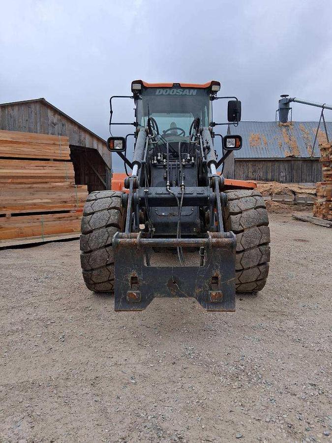 Used Doosan DL 200 Wheelloader