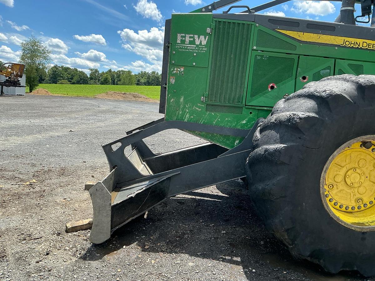 Used 2019 John Deere 848L Grapple Skidder