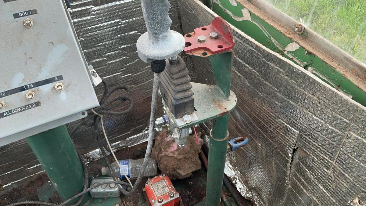 Used Frontline Sawyers Cab