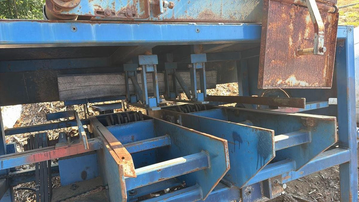 Used KwickKut Double Head Notcher