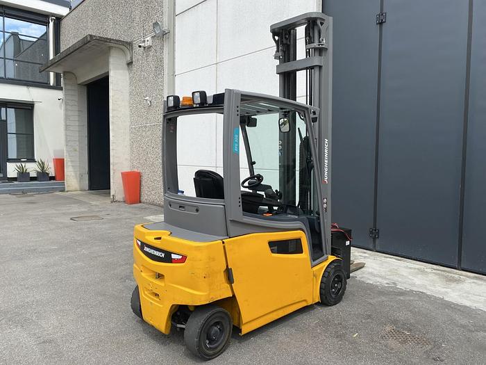 Usato 2018 JUNGHEINRICH EFG 320 II