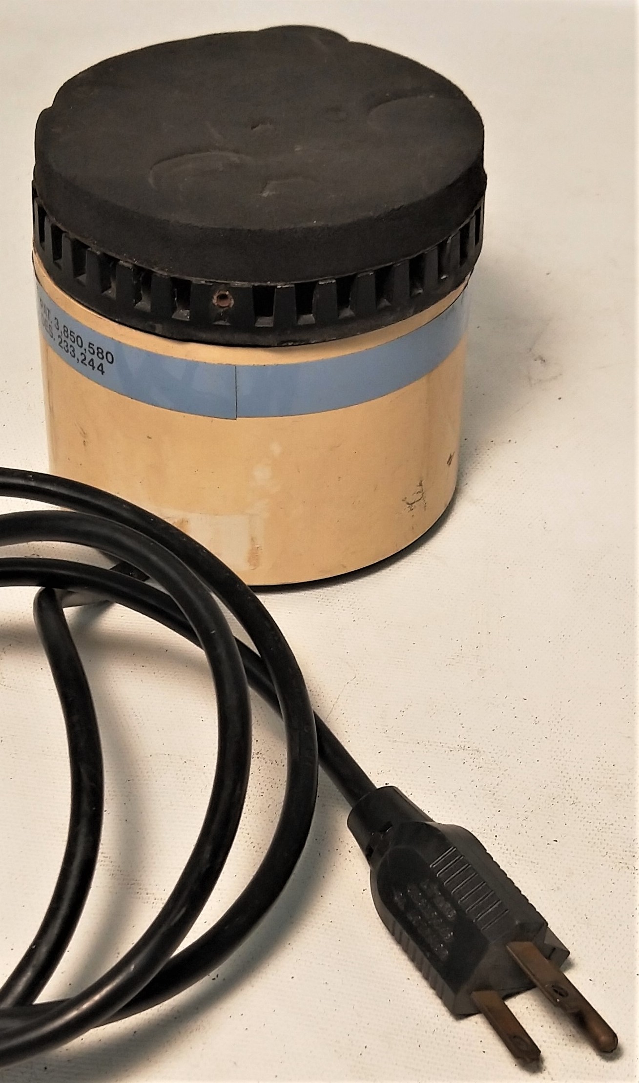 Used Thermolyne MaxiMix I 16700 Vortex Mixer