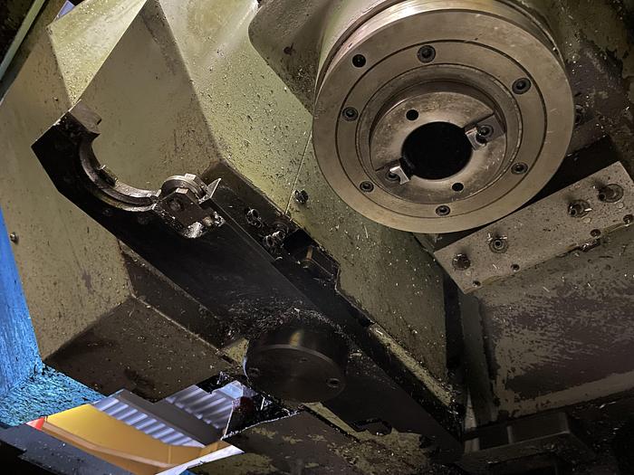 Gebruikt Okuma MC-4-VAE