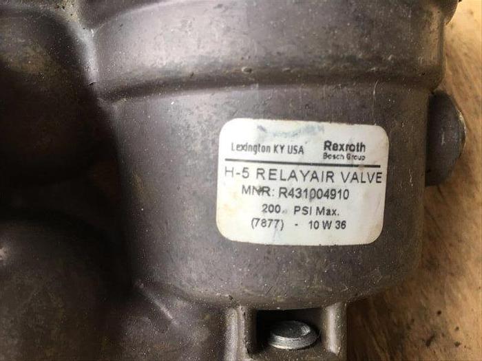 Used 0 Rexroth BOSCH H-5 RELAYAIR VALVE R431004910