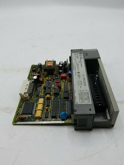 Used ALLEN BRADLEY 1746-NIO4I SER A ANALOG COMBINATION I/O MODULE