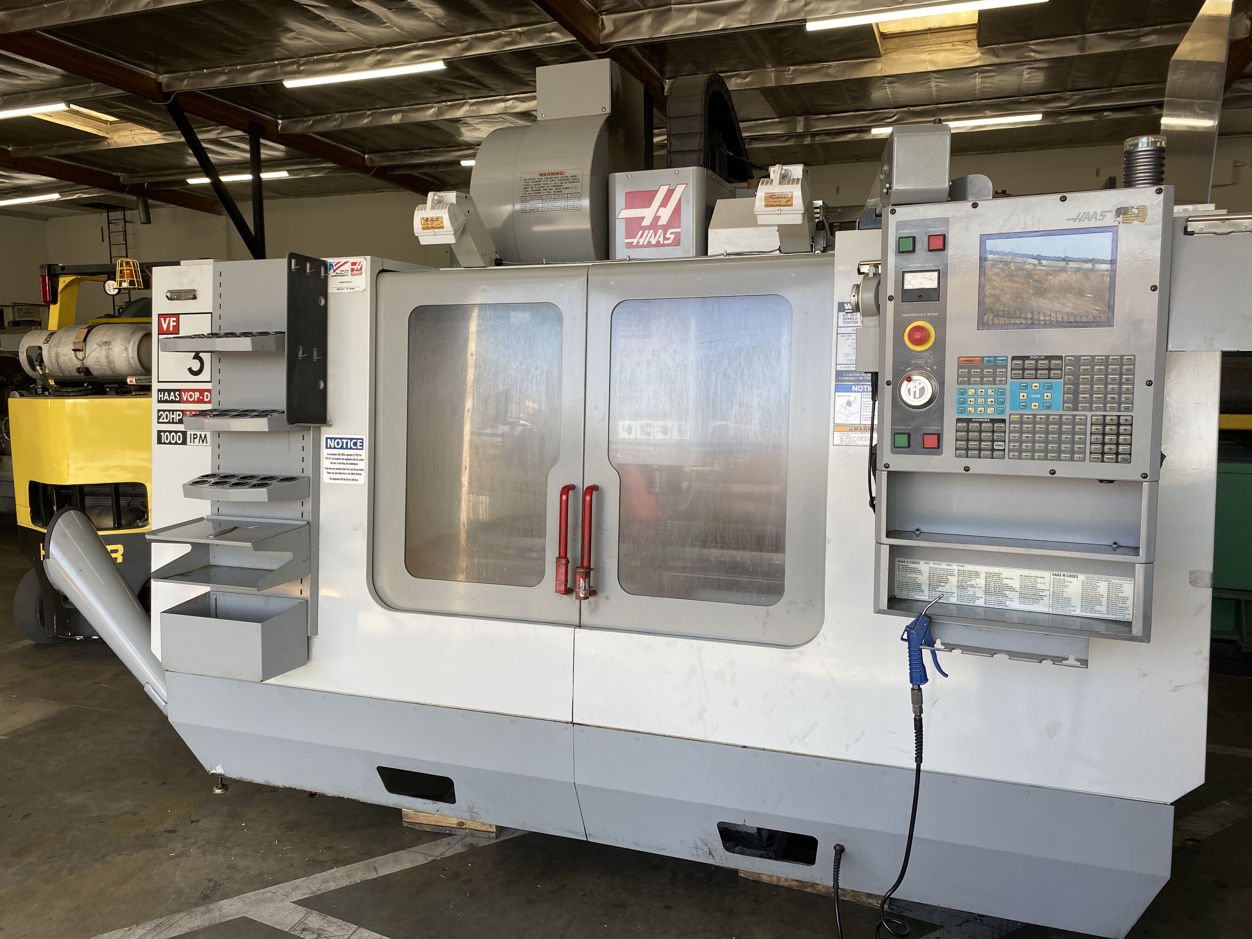 Used 2004 HAAS VF-3B 4-AXIS CNC VERTICAL MACHINING CENTER #6009