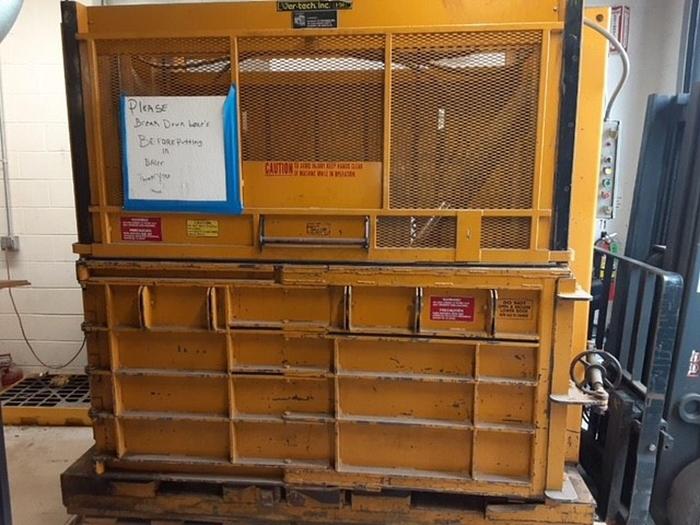 Used V72HS GPI VETICAL HYDRAULIC BALER