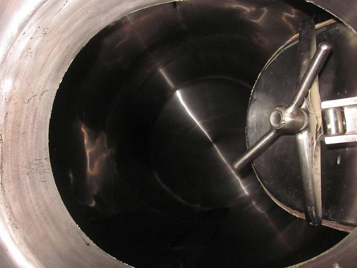 Used 6000 Gallon Tank