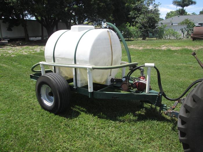 Used Pull Behind 525 Gallon Water Wagon