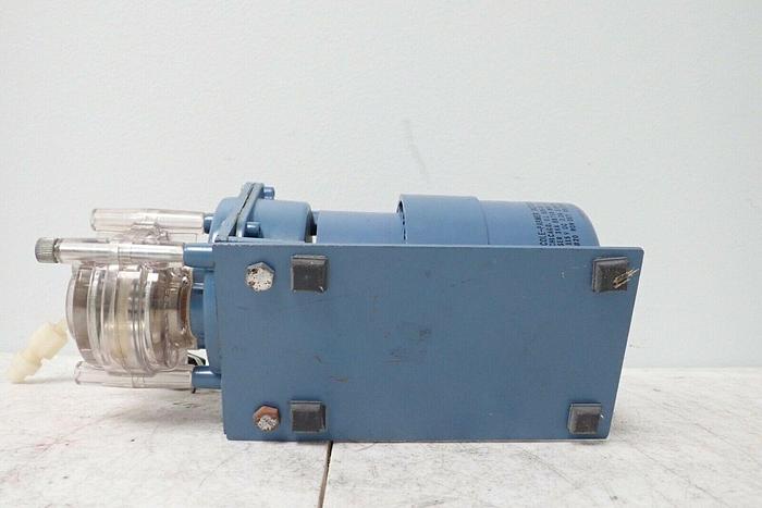 Used Cole Parmer WZ1R031 Pump with 7016 MasterFlex Peristaltic Pump Head