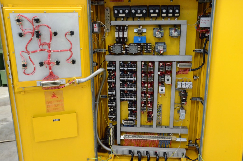 Usado 1979 OERLIKON SKM 1 Talladoras de grupos conicos #7151