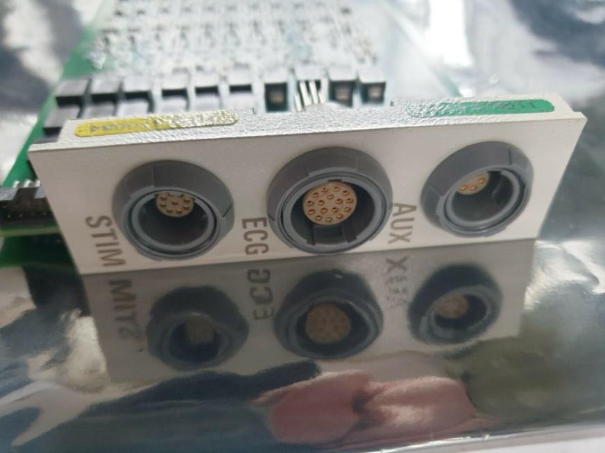 Used Siemens 6654706 E1 EKG board (IN32S3B1)