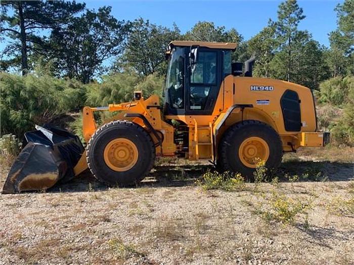 Used 2018 HYUNDAI HL940