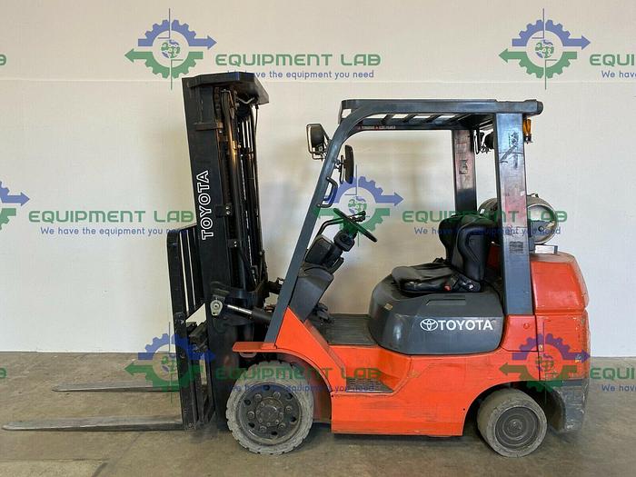 Used 2002 Toyota 7FGCU30 Forklift 5100 LB Capacity 187" Max Height 3-Stage Mast 4800 Hours