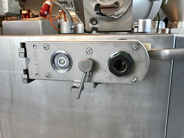 Gebraucht Handtmann VF 608 Vacuum Filling Machine, refurbished