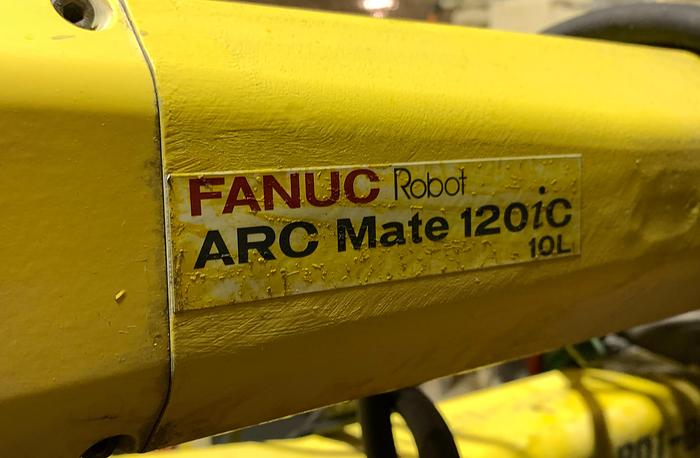 Used FANUC ARCMATE 120iC/10L 6 AXIS CNC MIG WELDING ROBOT WITH R30iA CONTROLLER