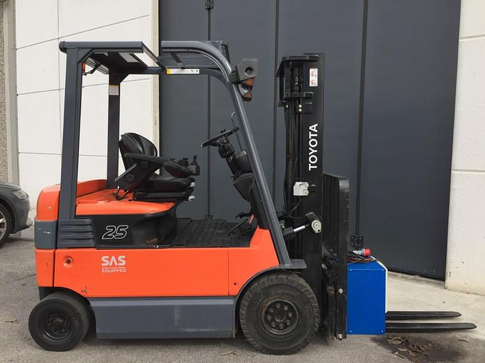 Usato 2012 TOYOTA 7FBMF 25