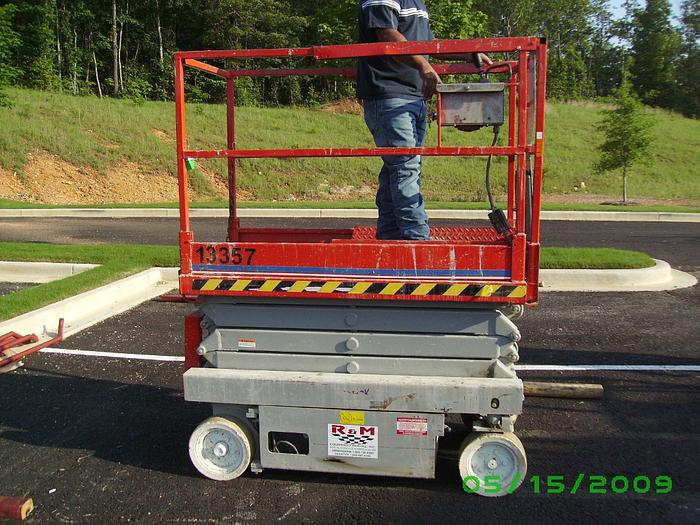 1997 SKYJACK 3219