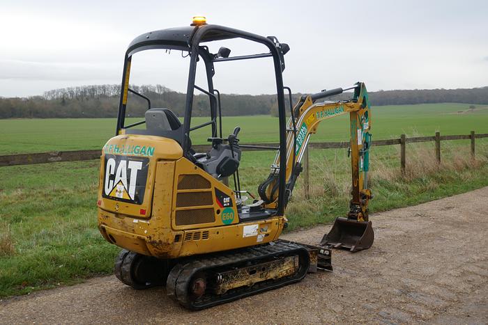 Used 2016 CAT 301.7D