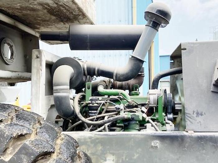 Used 2005 Tuckerbilt T630 Concrete Mix Transporter