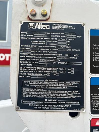 Used Altec AT37G 42ft Bucket Boom on 2018 Ford F550 Reg Cab Utility Truck - M75432
