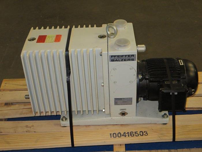 Used Pfeiffer Balzers DUO 060A Vacuum Pump + AEG AM90LYQ4 Motor (220/380VAC, 3-Phase)