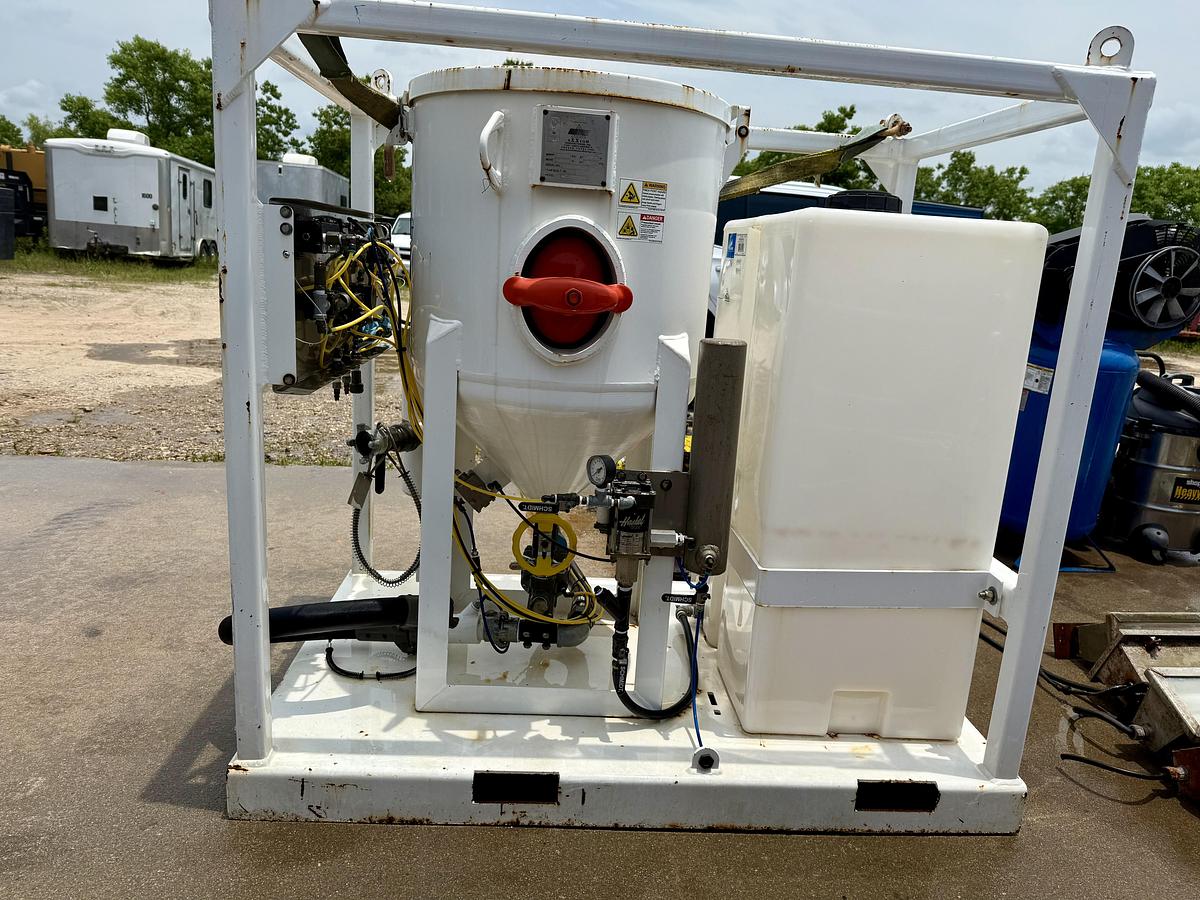 Used 2018 Schmidt Amphiblast Single Outlet Sandblast Pot