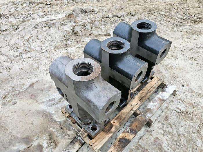 Refurbished Halliburton HT-400 Triplex Pump