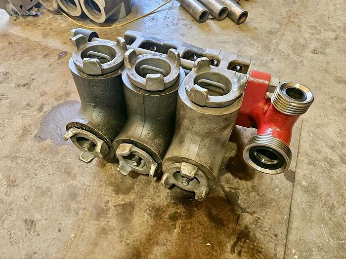 Refurbished Halliburton HT-400 Triplex Pump