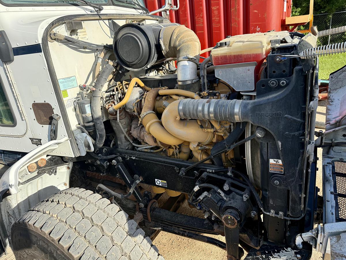 Used 2010 Peterbilt Acid Treater/ Kill Truck