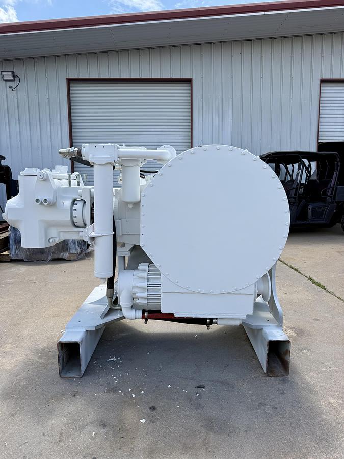 Refurbished Halliburton HT-400 Triplex Pump
