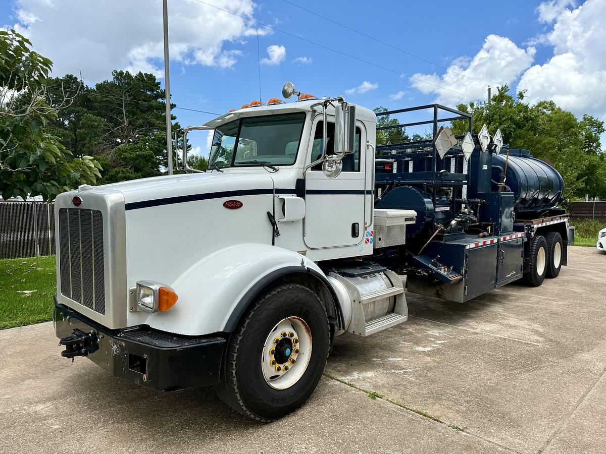 Used 2010 Peterbilt Acid Treater/ Kill Truck