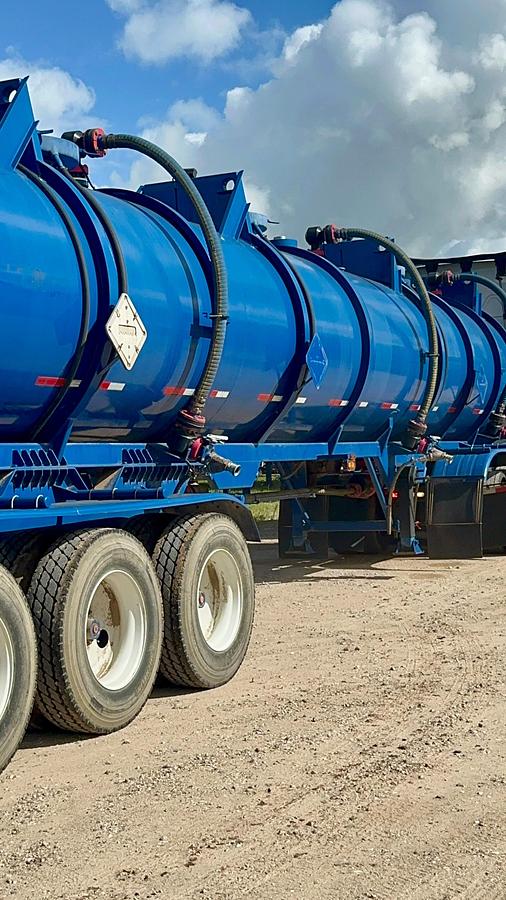 Used 2018 WORLEY 8,000 Gallon Acid Transport Trailer
