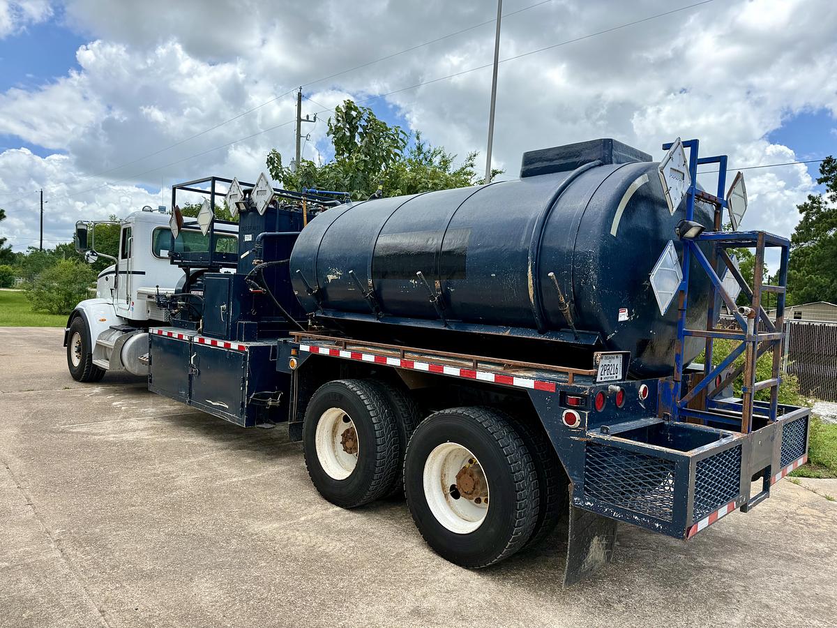 Used 2010 Peterbilt Acid Treater/ Kill Truck