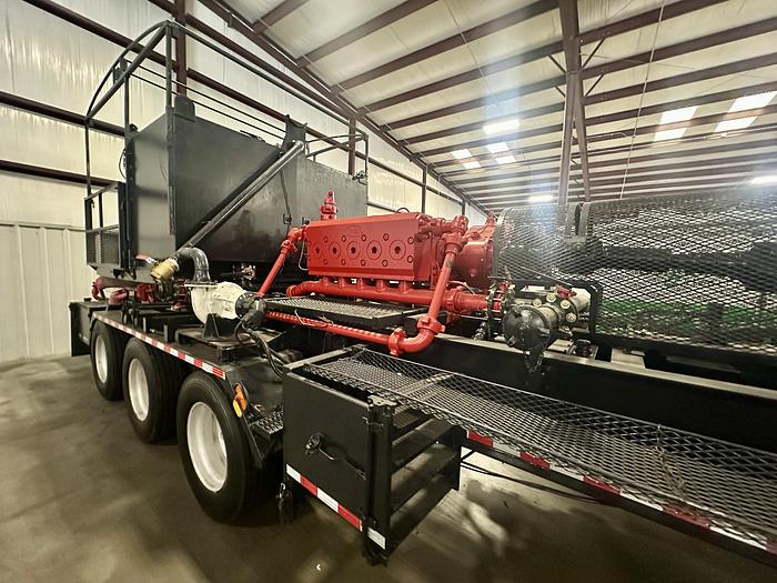 Refurbished 2007 Crown MSI Quintuplex Pump Trailer (2007 Doepker Tri-Axle)