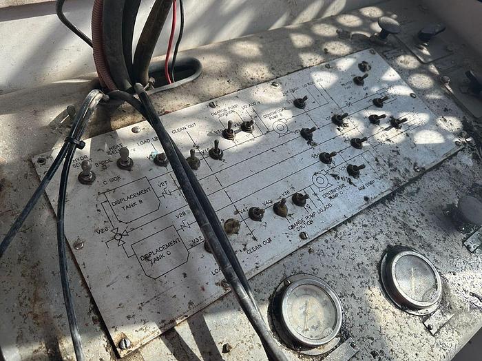 Used 2011 BJ Pacemaker Twin 15K Psi Fluid Pumping Trailer