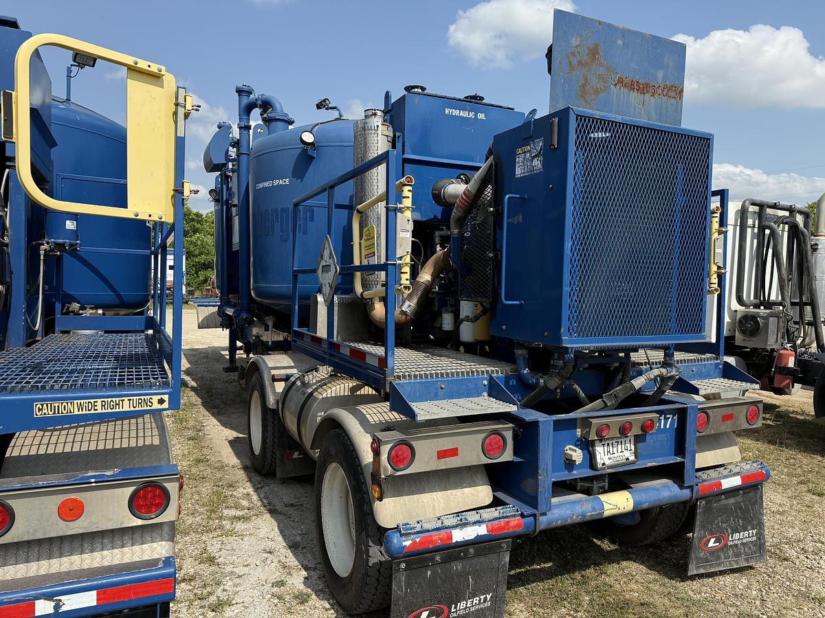 Used 2005 SMI Companies 100 BBL Cement Batch Mixer