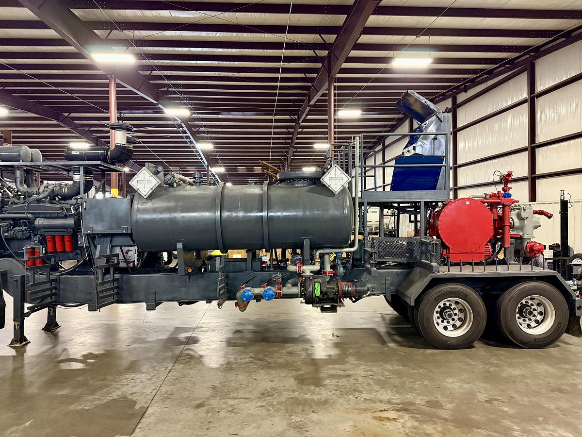 Refurbished 2011 New Capsule HT-400 Acid Pump Trailer