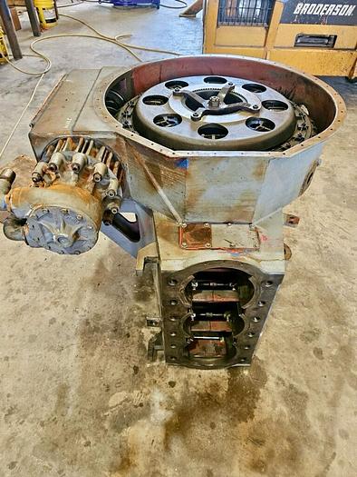 Refurbished Halliburton HT-400 Triplex Pump