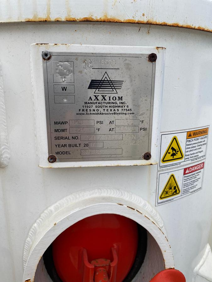 Used 2018 Schmidt Amphiblast Single Outlet Sandblast Pot