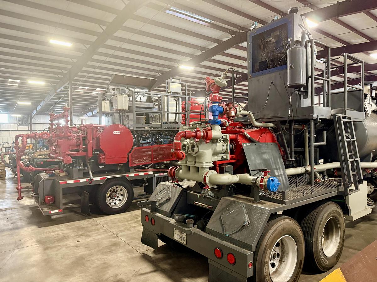 Refurbished 2011 New Capsule HT-400 Acid Pump Trailer