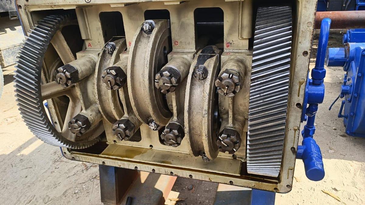 Refurbished 1990 SLB CPS-361 Twin Cementing Skid (6V)