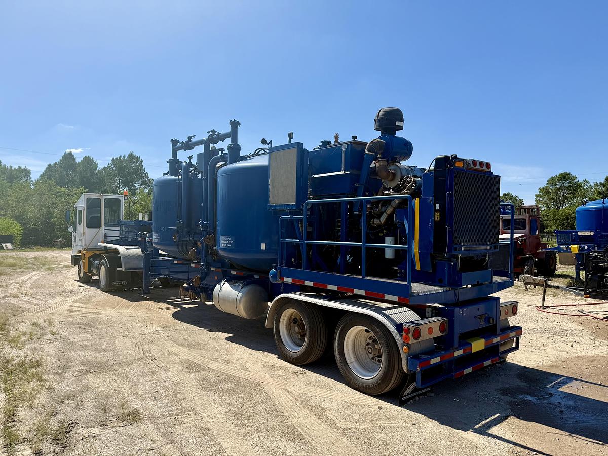 Used 2014 SMI 100 BBL CEMENT BATCH MIXER
