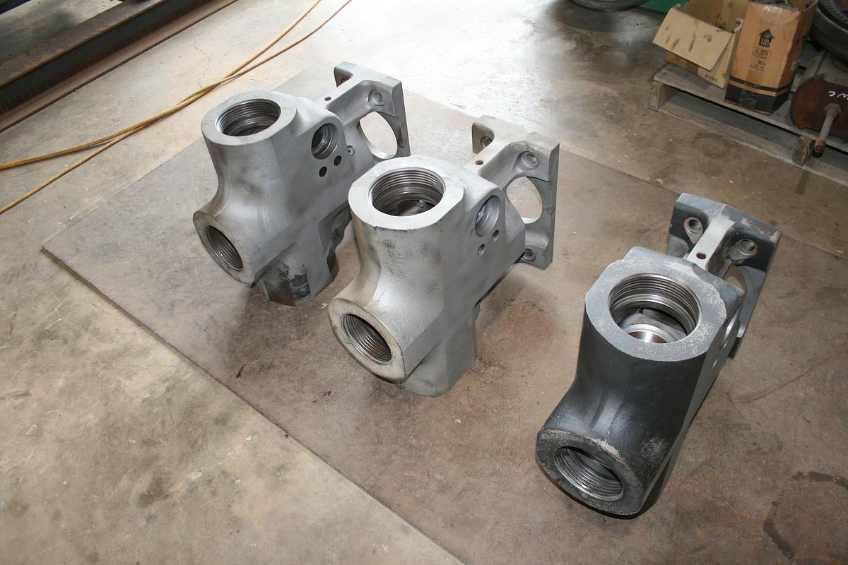 Refurbished HT-400 Triplex Pump Fluid Ends